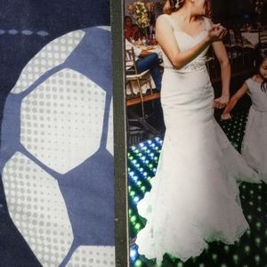 Wedding dress